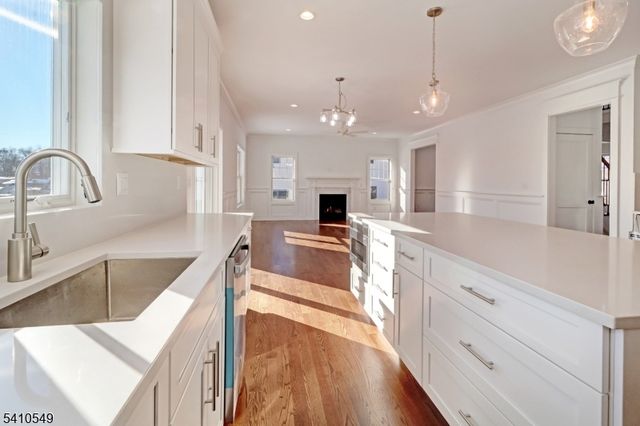 560 Allentown Rd, Parsippany-troy Hills Twp., NJ 07054