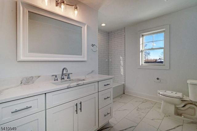 560 Allentown Rd, Parsippany-troy Hills Twp., NJ 07054