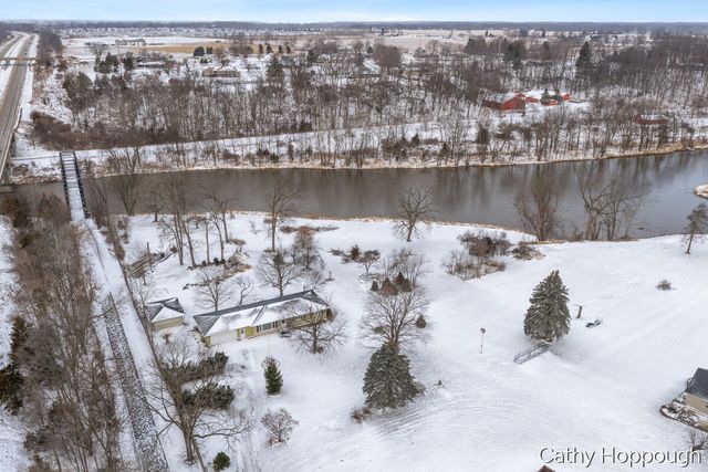 250 Meadowlane Drive, Portland, MI 48875