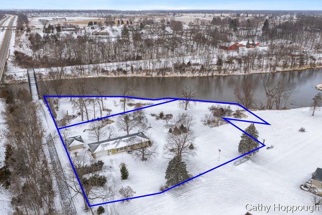 250 Meadowlane Drive, Portland, MI 48875