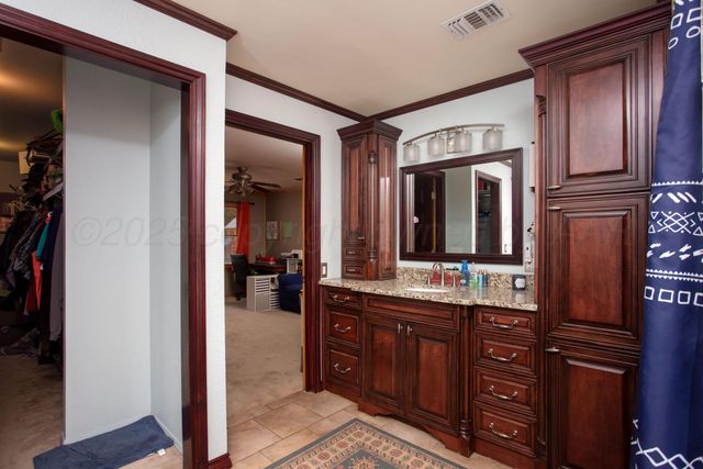 2900 TECKLA Boulevard, Amarillo, TX 79106