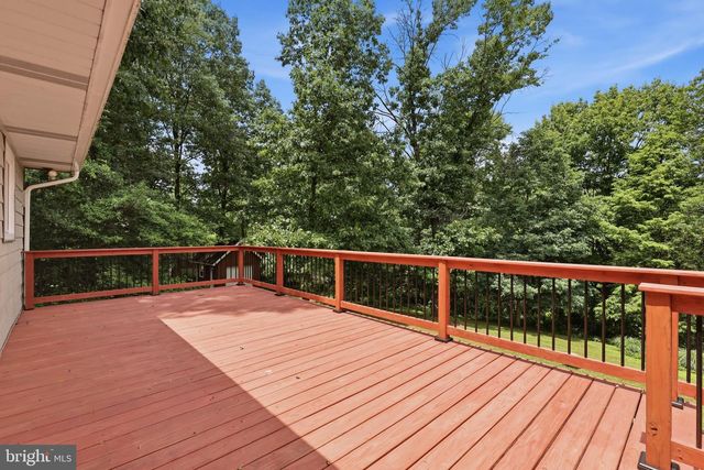 123 DECK RD, Womelsdorf, PA 19567