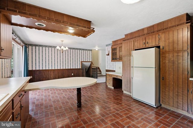 123 DECK RD, Womelsdorf, PA 19567