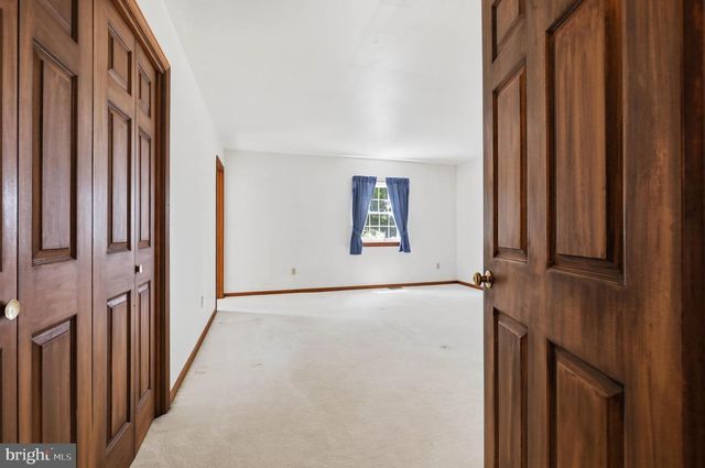 123 DECK RD, Womelsdorf, PA 19567