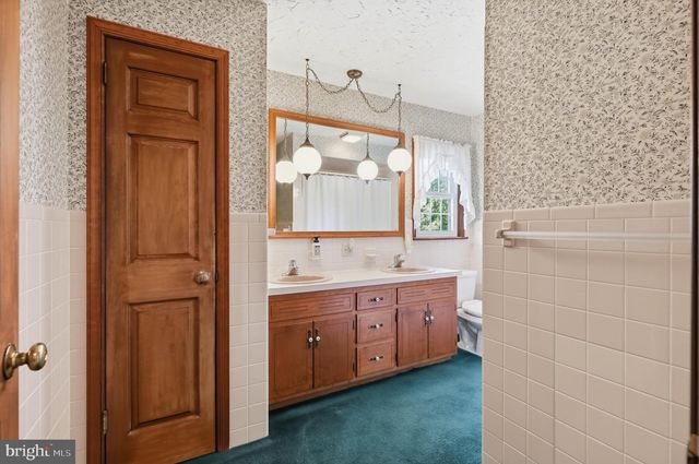 123 DECK RD, Womelsdorf, PA 19567