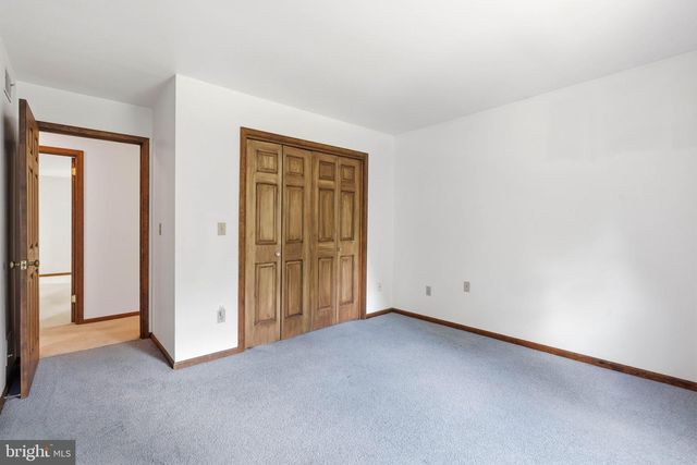123 DECK RD, Womelsdorf, PA 19567
