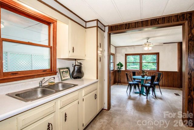 431 Cooper Farm Road, Statesville, NC 28625