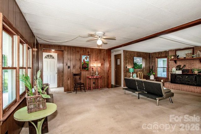 431 Cooper Farm Road, Statesville, NC 28625