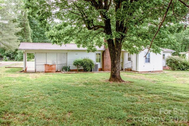 431 Cooper Farm Road, Statesville, NC 28625