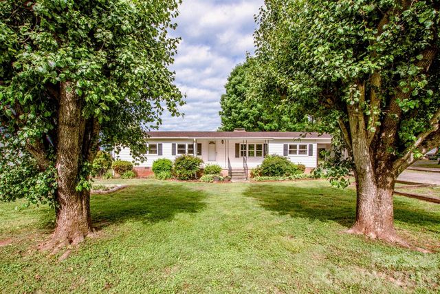 431 Cooper Farm Road, Statesville, NC 28625