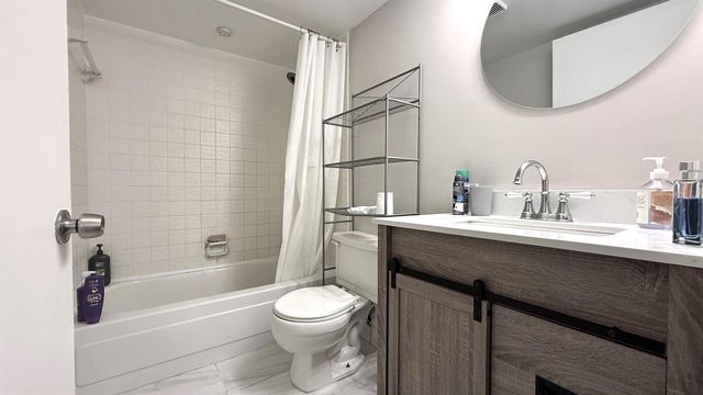2925 SW 22nd Avenue 203, Delray Beach, FL 33445
