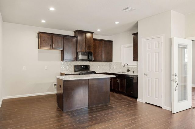 810 Paul Quinn Street, Houston, TX 77091