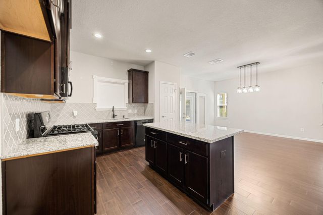 810 Paul Quinn Street, Houston, TX 77091