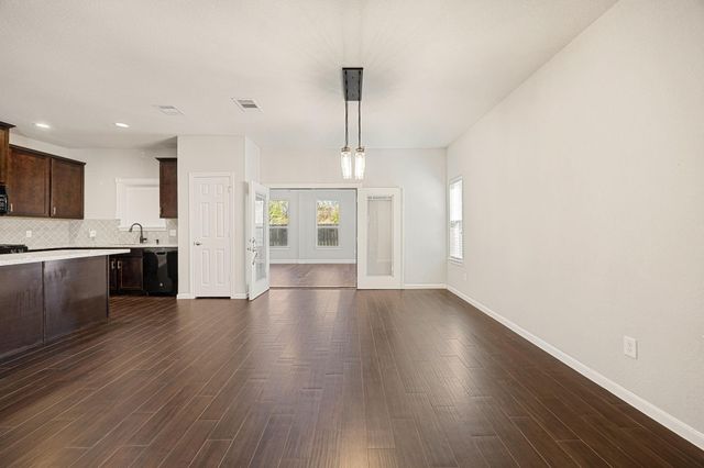 810 Paul Quinn Street, Houston, TX 77091