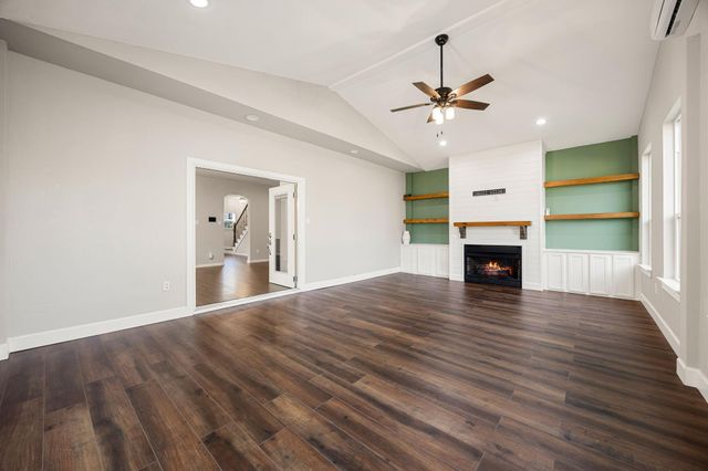 810 Paul Quinn Street, Houston, TX 77091