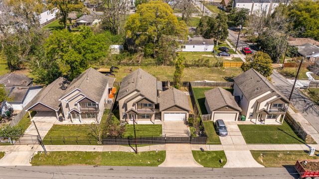 810 Paul Quinn Street, Houston, TX 77091