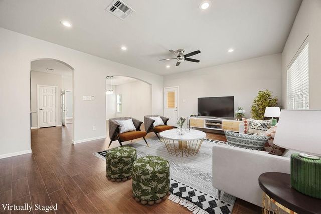 810 Paul Quinn Street, Houston, TX 77091