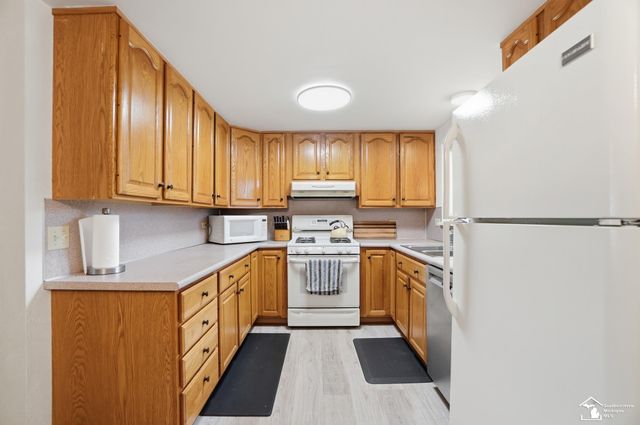 4289 W Erie Road, Temperance, MI 48182