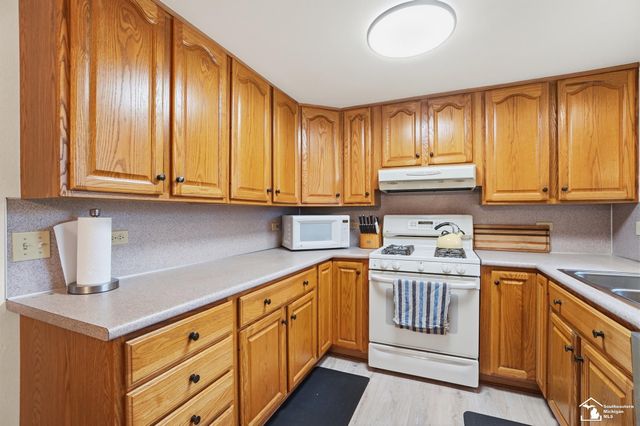 4289 W Erie Road, Temperance, MI 48182