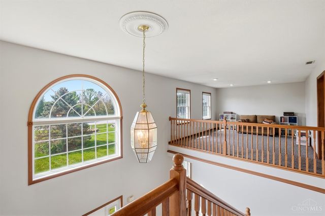 76 Whitethorne Court, Union Twp, OH 45177