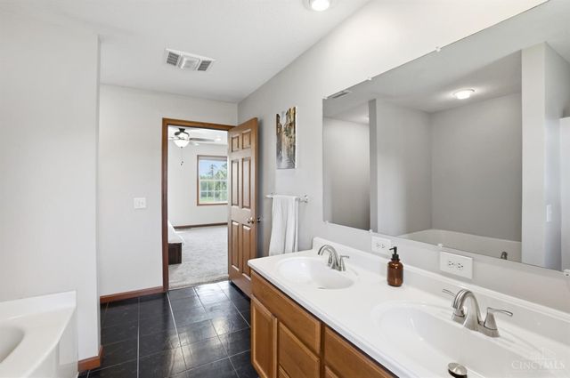 76 Whitethorne Court, Union Twp, OH 45177