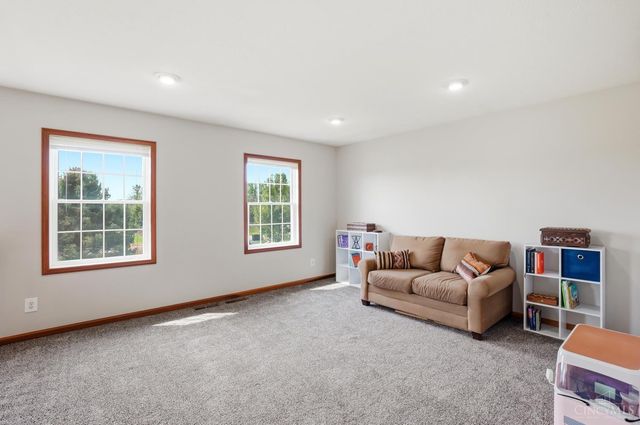 76 Whitethorne Court, Union Twp, OH 45177