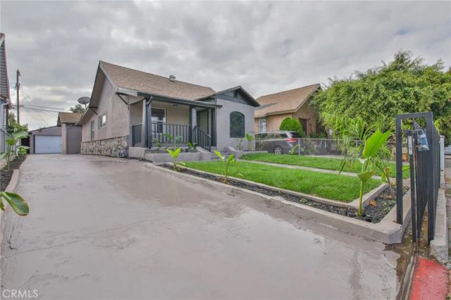 1606 E 52nd, Los Angeles, CA 90011