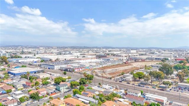 1606 E 52nd, Los Angeles, CA 90011
