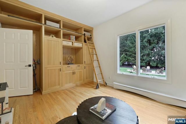 17 Brook Avenue, Montvale, NJ 07645