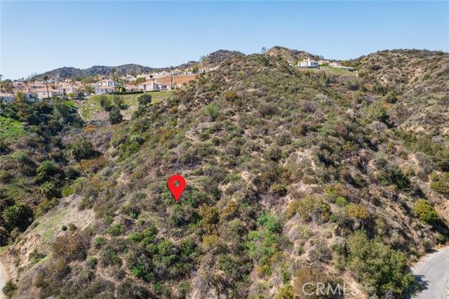 2745 Kennington Drive, Glendale, CA 91206