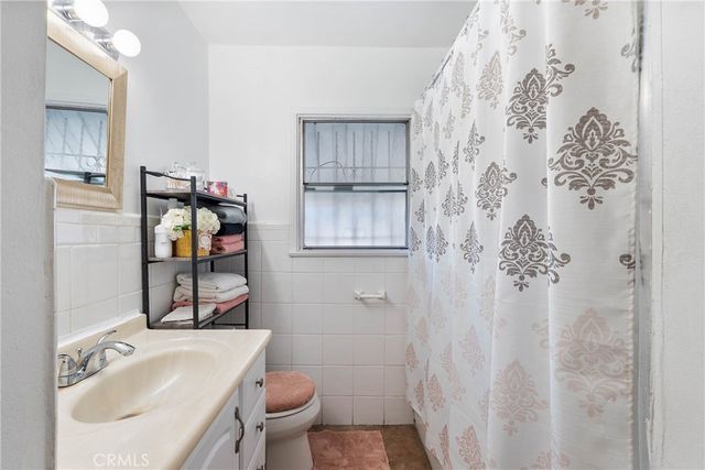 10522 Parmelee, Los Angeles, CA 90002