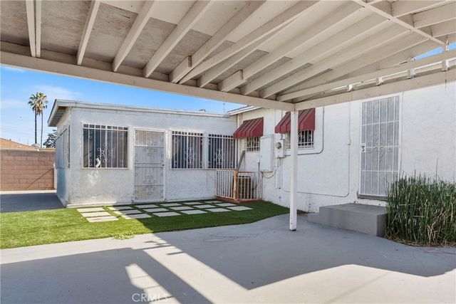 10522 Parmelee, Los Angeles, CA 90002