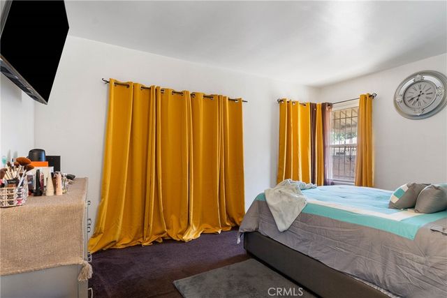10522 Parmelee, Los Angeles, CA 90002