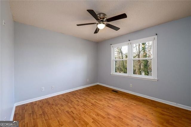 1443 Lakeshore Circle, Gainesville, GA 30501