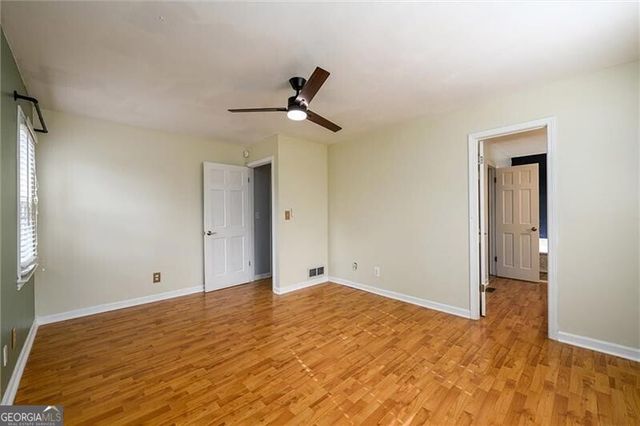 1443 Lakeshore Circle, Gainesville, GA 30501