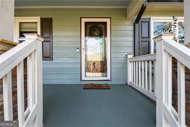 1443 Lakeshore Circle, Gainesville, GA 30501