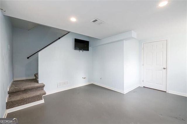 1443 Lakeshore Circle, Gainesville, GA 30501