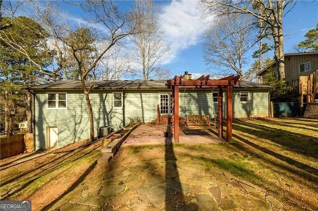 1443 Lakeshore Circle, Gainesville, GA 30501