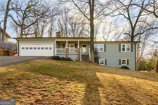 1443 Lakeshore Circle, Gainesville, GA 30501