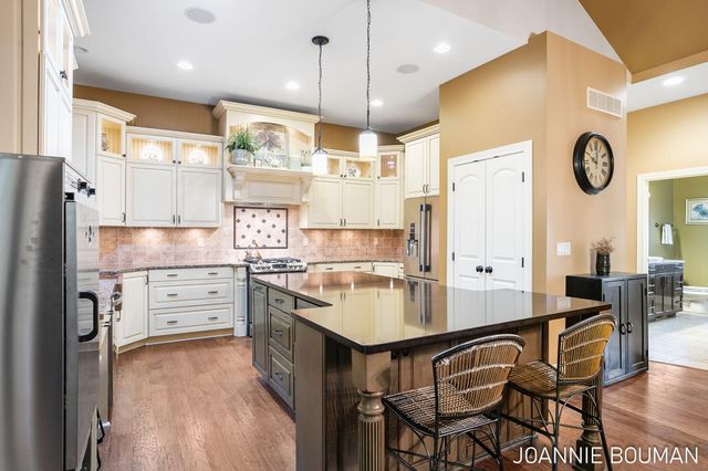 15611 River Woods Drive, Port Sheldon Twp, MI 49460