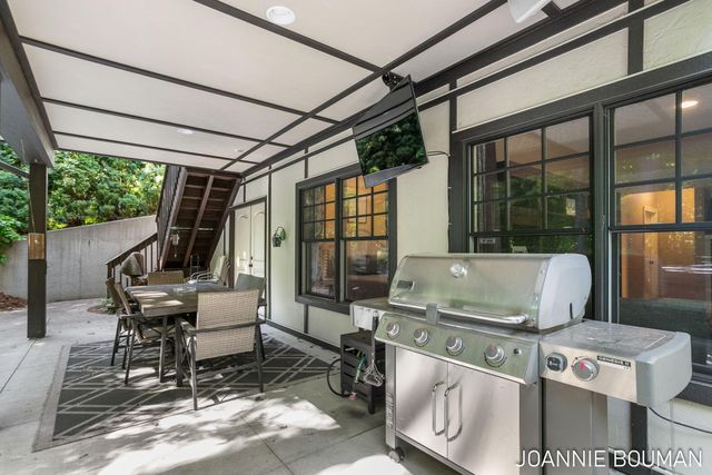 15611 River Woods Drive, Port Sheldon Twp, MI 49460