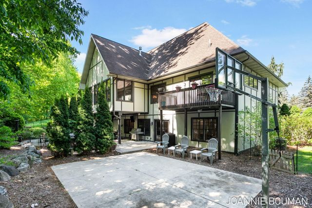 15611 River Woods Drive, Port Sheldon Twp, MI 49460