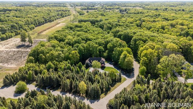 15611 River Woods Drive, Port Sheldon Twp, MI 49460