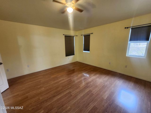 2713 N Neruda Lane, Tucson, AZ 85712