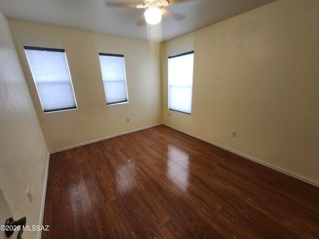 2713 N Neruda Lane, Tucson, AZ 85712