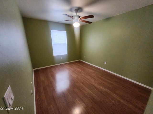 2713 N Neruda Lane, Tucson, AZ 85712