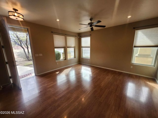 2713 N Neruda Lane, Tucson, AZ 85712