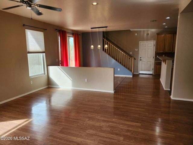 2713 N Neruda Lane, Tucson, AZ 85712