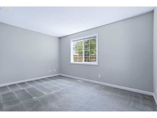 8416 Sw IROQUOIS Dr, Tualatin, OR 97062
