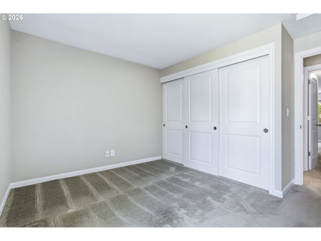8416 Sw IROQUOIS Dr, Tualatin, OR 97062